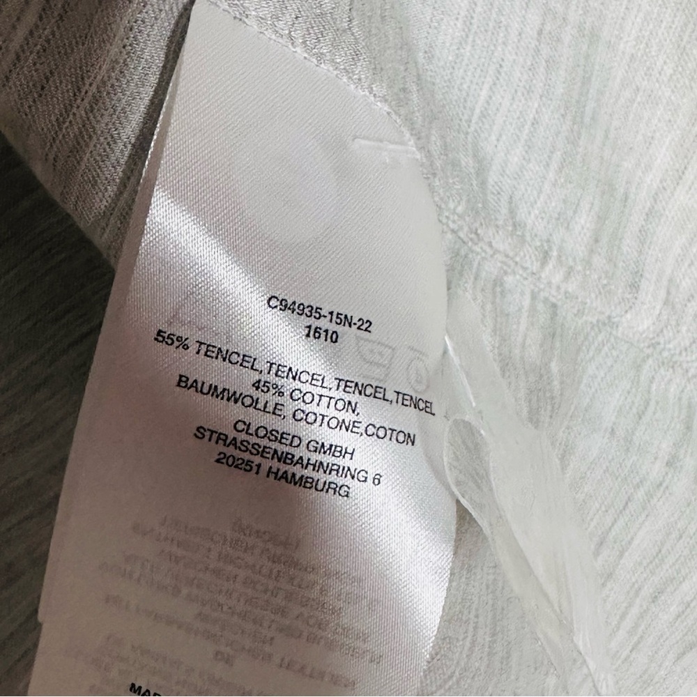 Closed Long Sleeve Button Down L - image 7